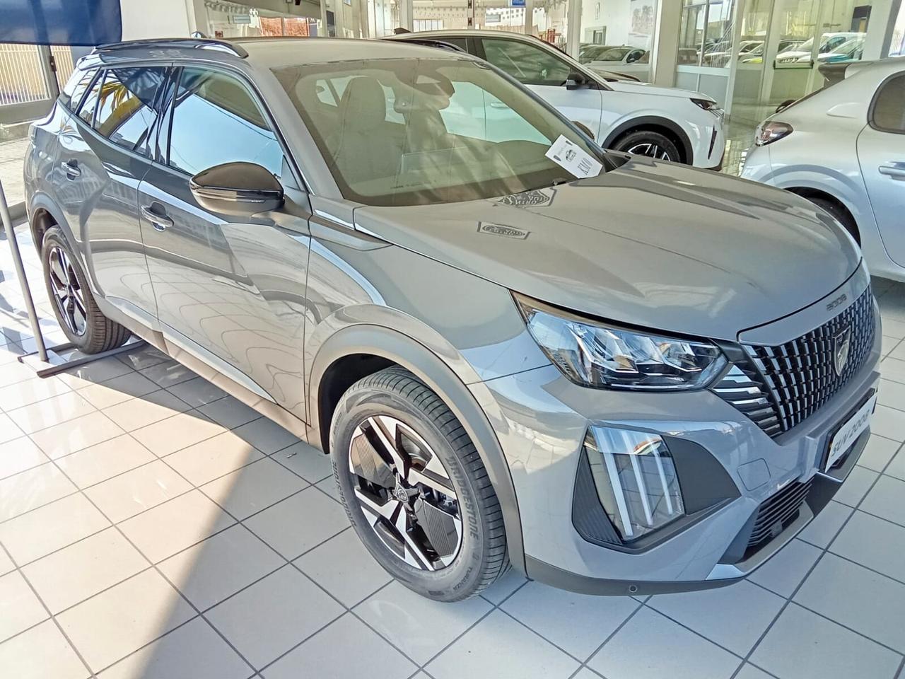 Peugeot 2008 Hybrid 145 e-DCS6 Allure