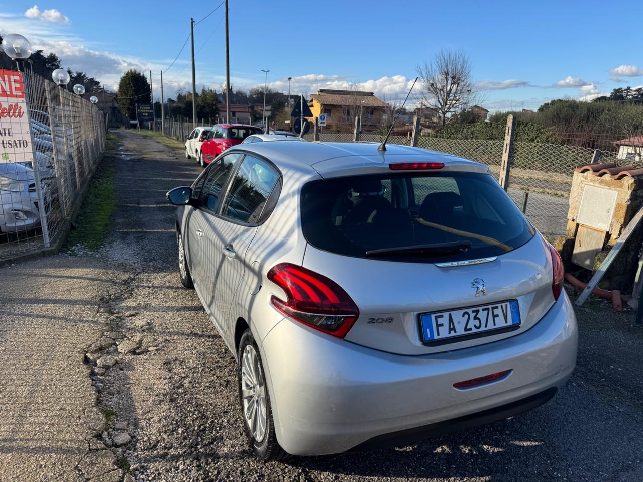 Peugeot 208 PureTech 82 5 porte Active NEOPATENTATI