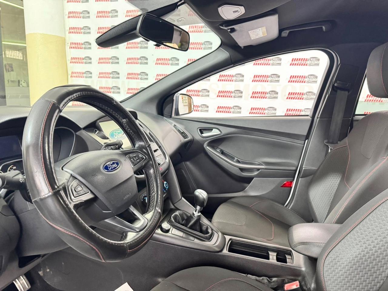 Ford Focus 1.5 TDCi 120 CV Start&Stop ST Line Business