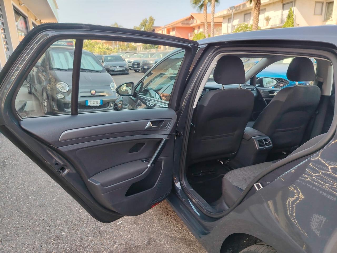 Volkswagen Golf 1.6 TDI 115 CV 5p