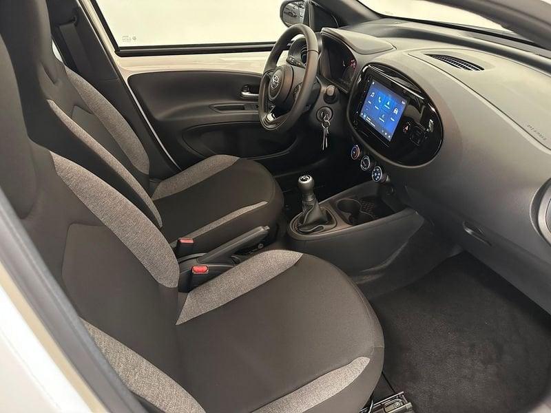 Toyota Aygo X Aygo X 1.0 VVT-i 72 CV 5 porte Active