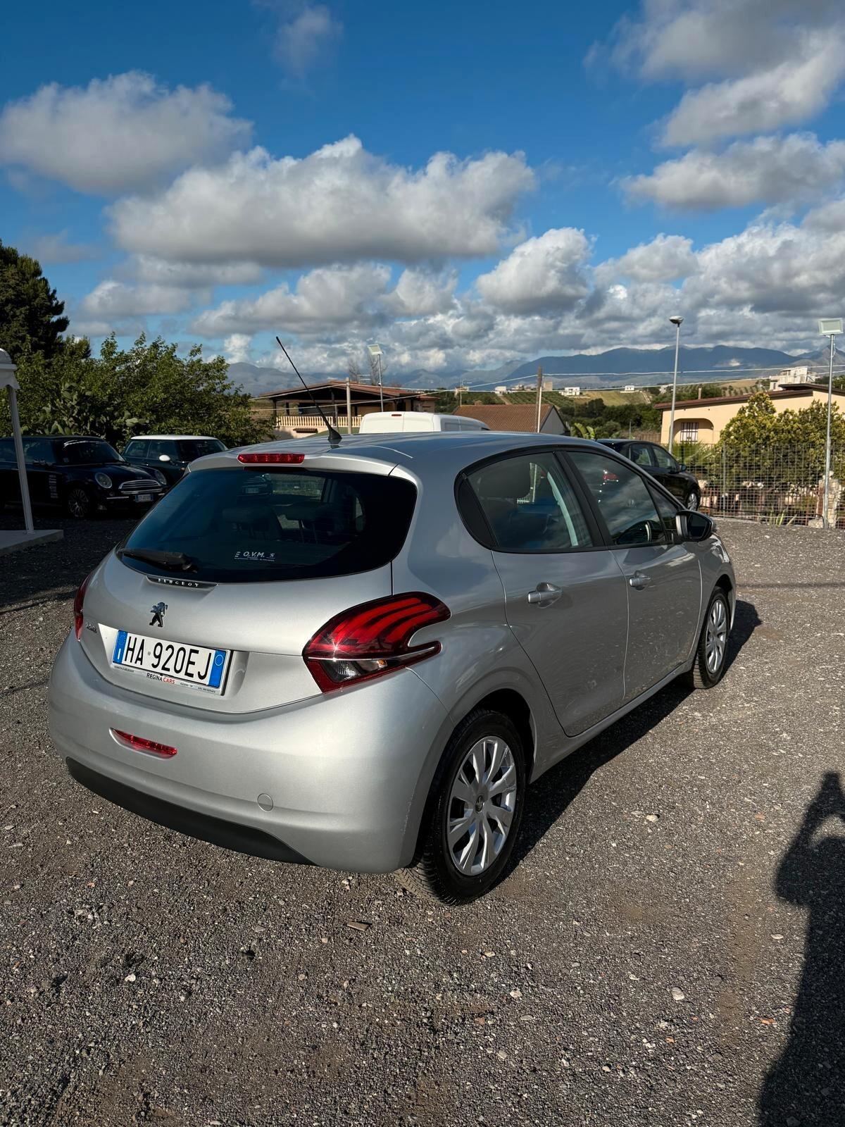 Peugeot 208 1.4 HDi 68 CV 5 porte Active