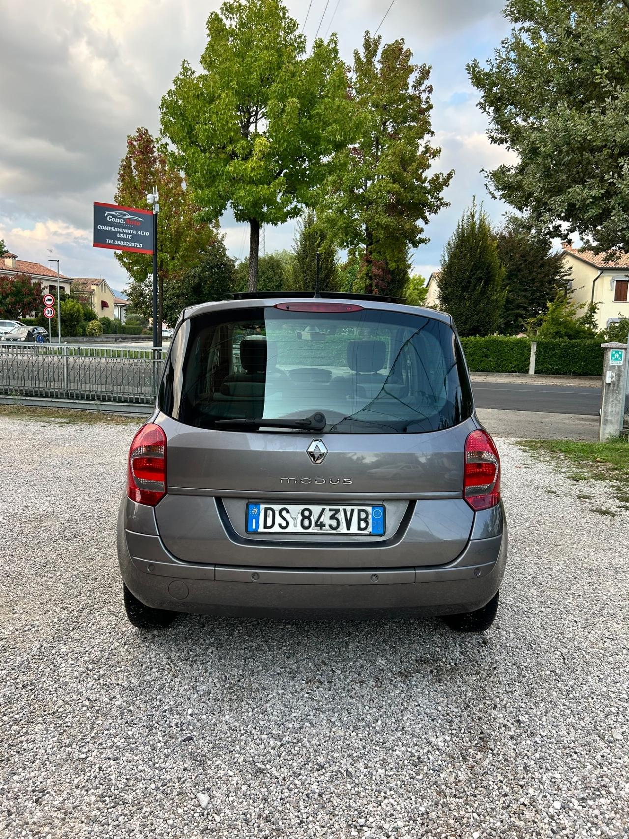 Renault Modus Grand 1.2 16V