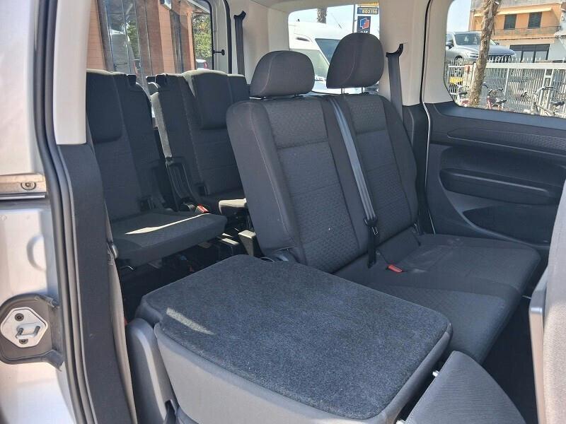 Ford Tourneo Connect 2.0 EcoBlue 102 CV Titanium - 7 POSTI