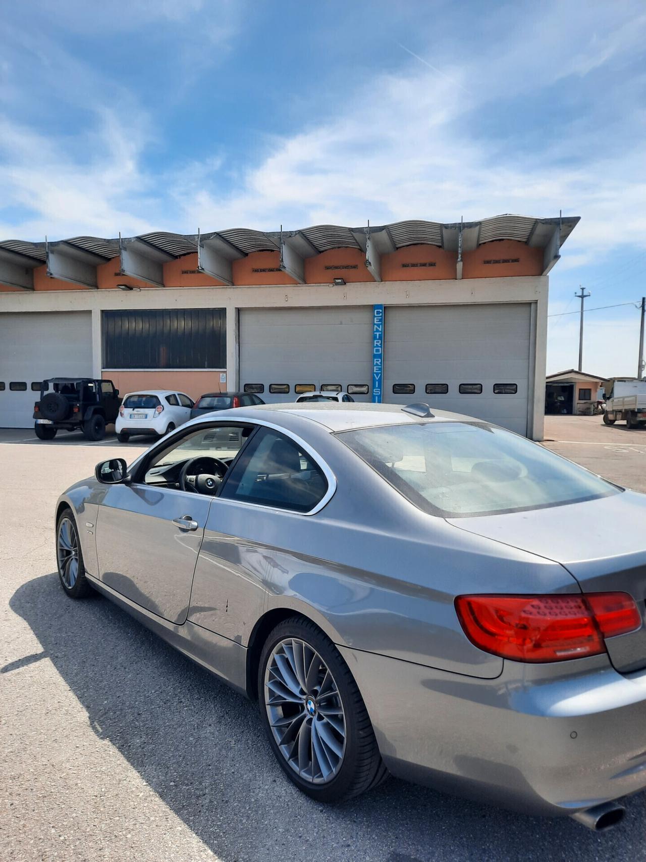 Bmw 320 320d xDrive cat Coupé Futura
