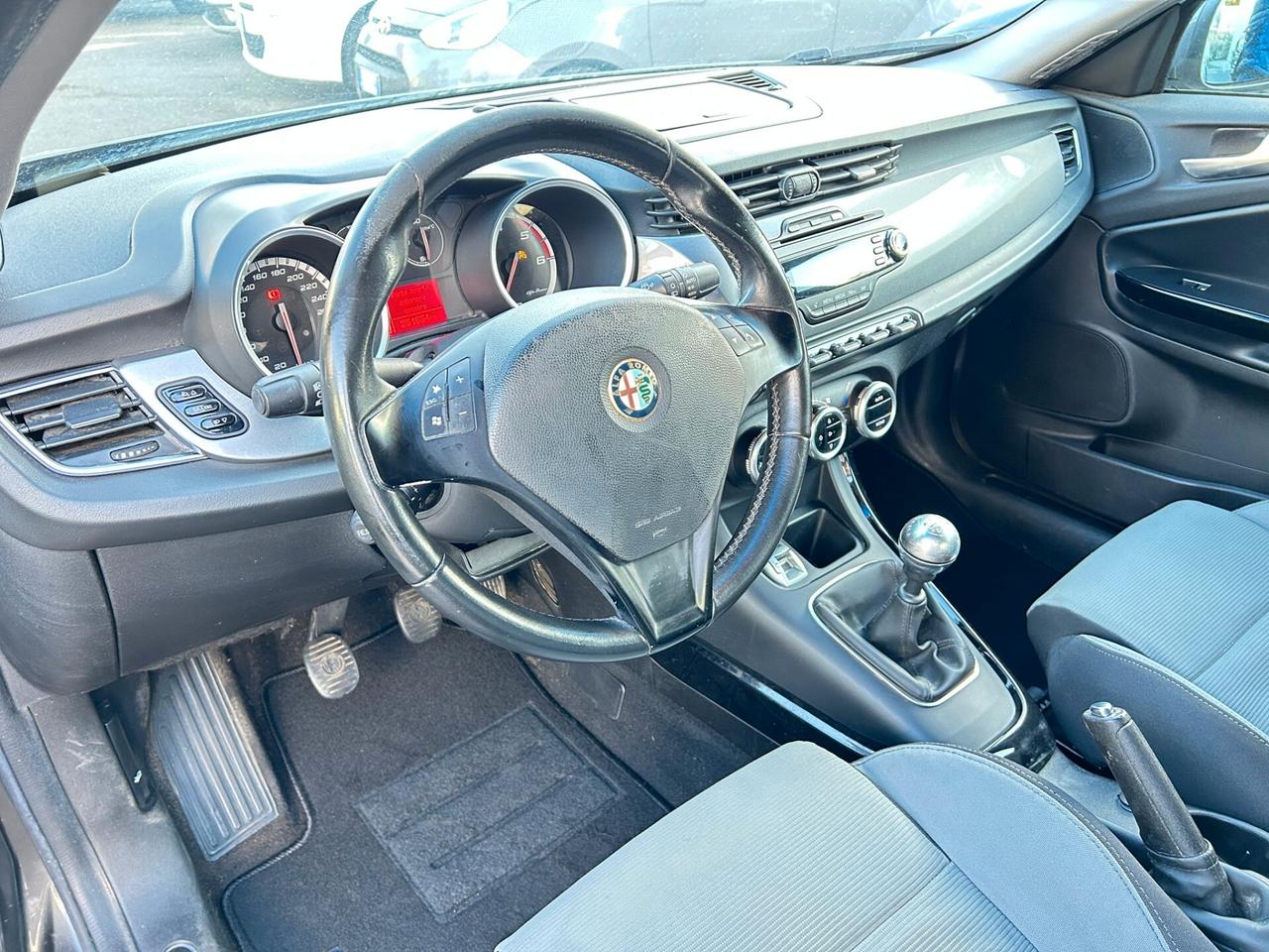 Alfa Romeo Giulietta 1.6 JTDm-2 105 CV Exclusive