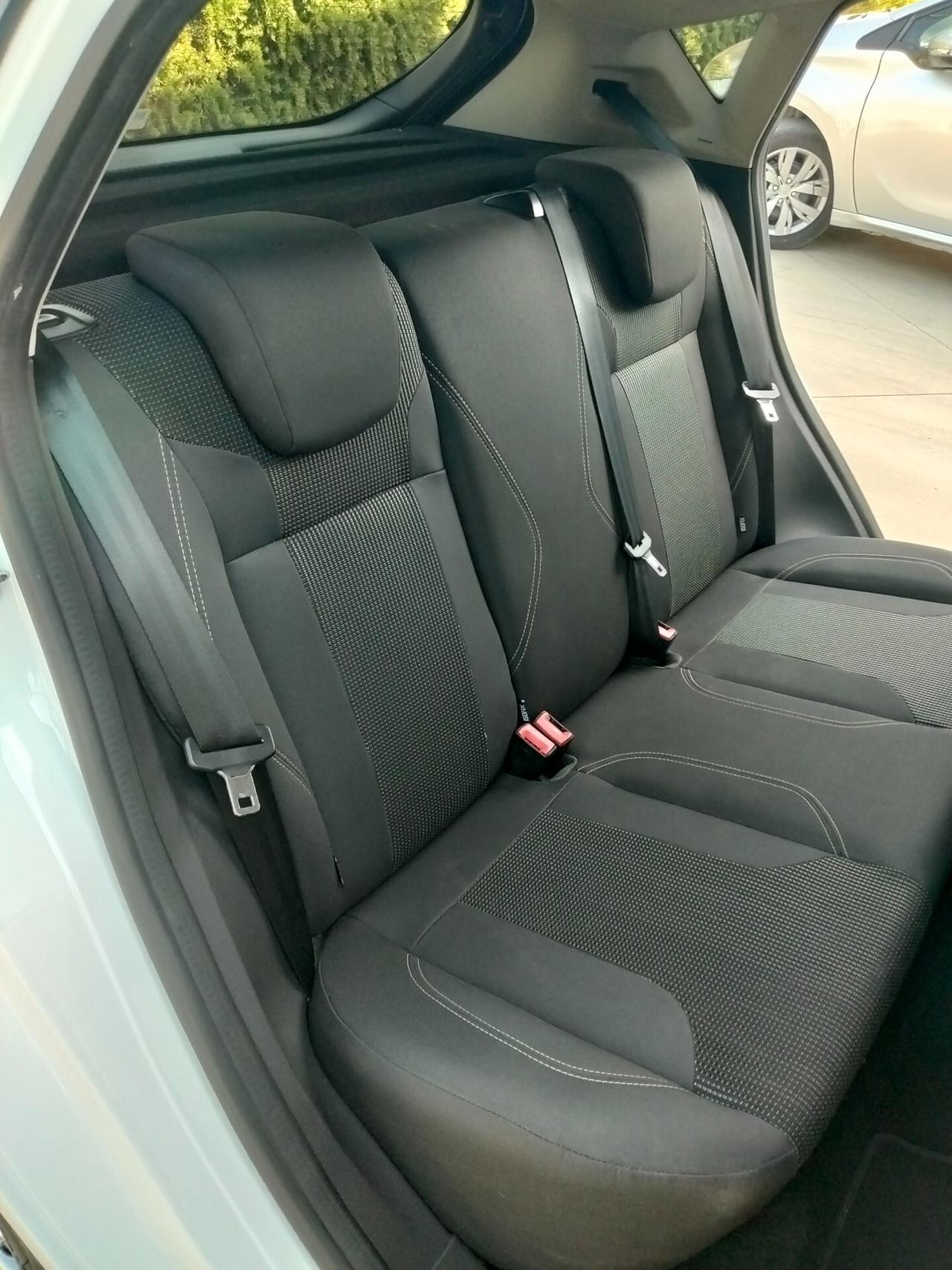 Ford Fiesta 1.4 5p. Bz.- GPL Titanium