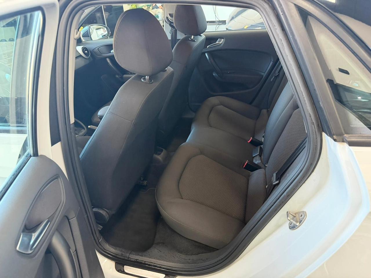 Audi A1 1.6 TDI S line edition