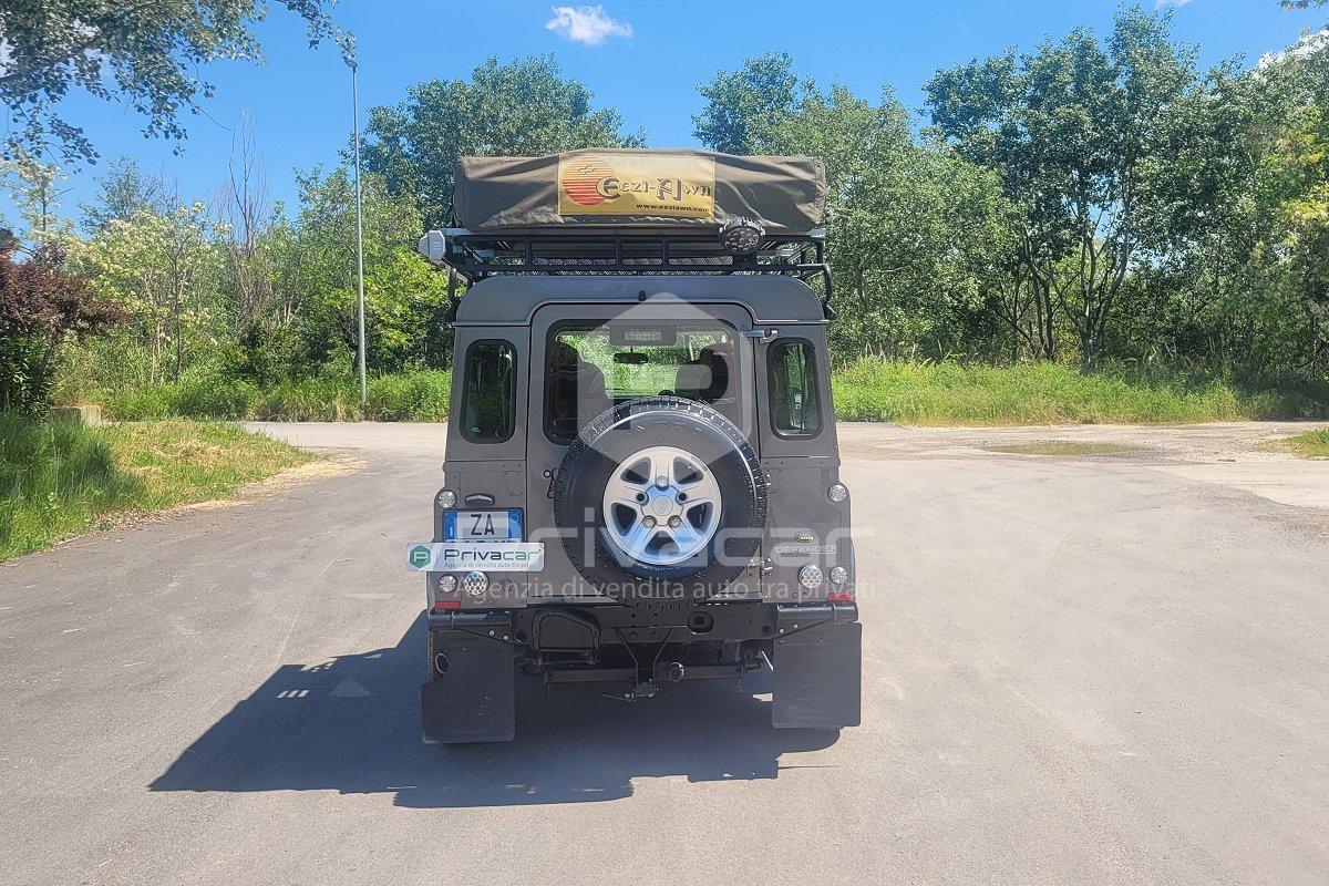 LAND ROVER Defender 90 2.4 TD4 Station Wagon S