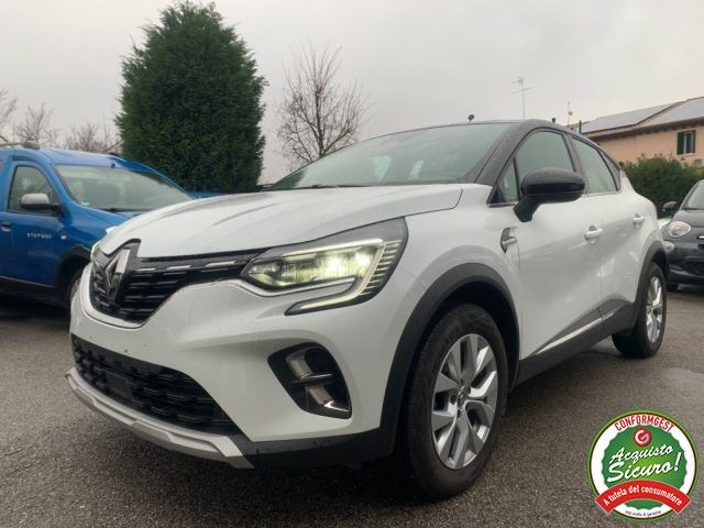 RENAULT Captur TCe 12V 100 CV Life Uniproprietario