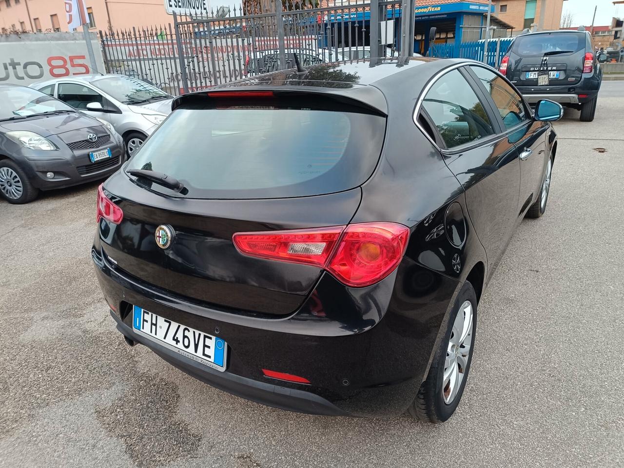 Alfa Romeo Giulietta 1.6 JTDm-2 105 CV Distinctive