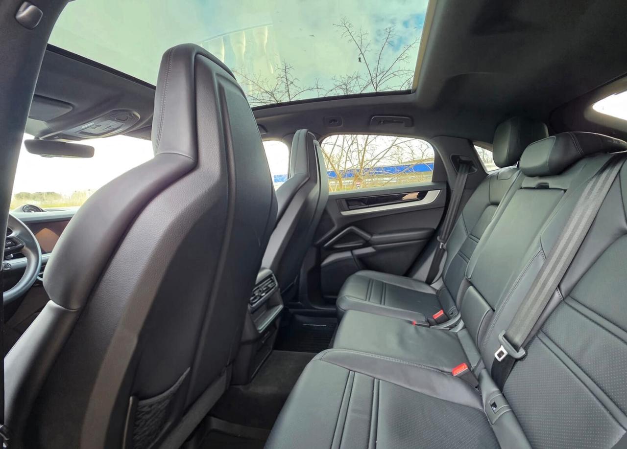 Porsche Cayenne Coupé 3.0 V6 E-Hybrid#AUTO#LED#TETTO#PELLE#NAVI#CAM#SPOILER#DRIVE MODE