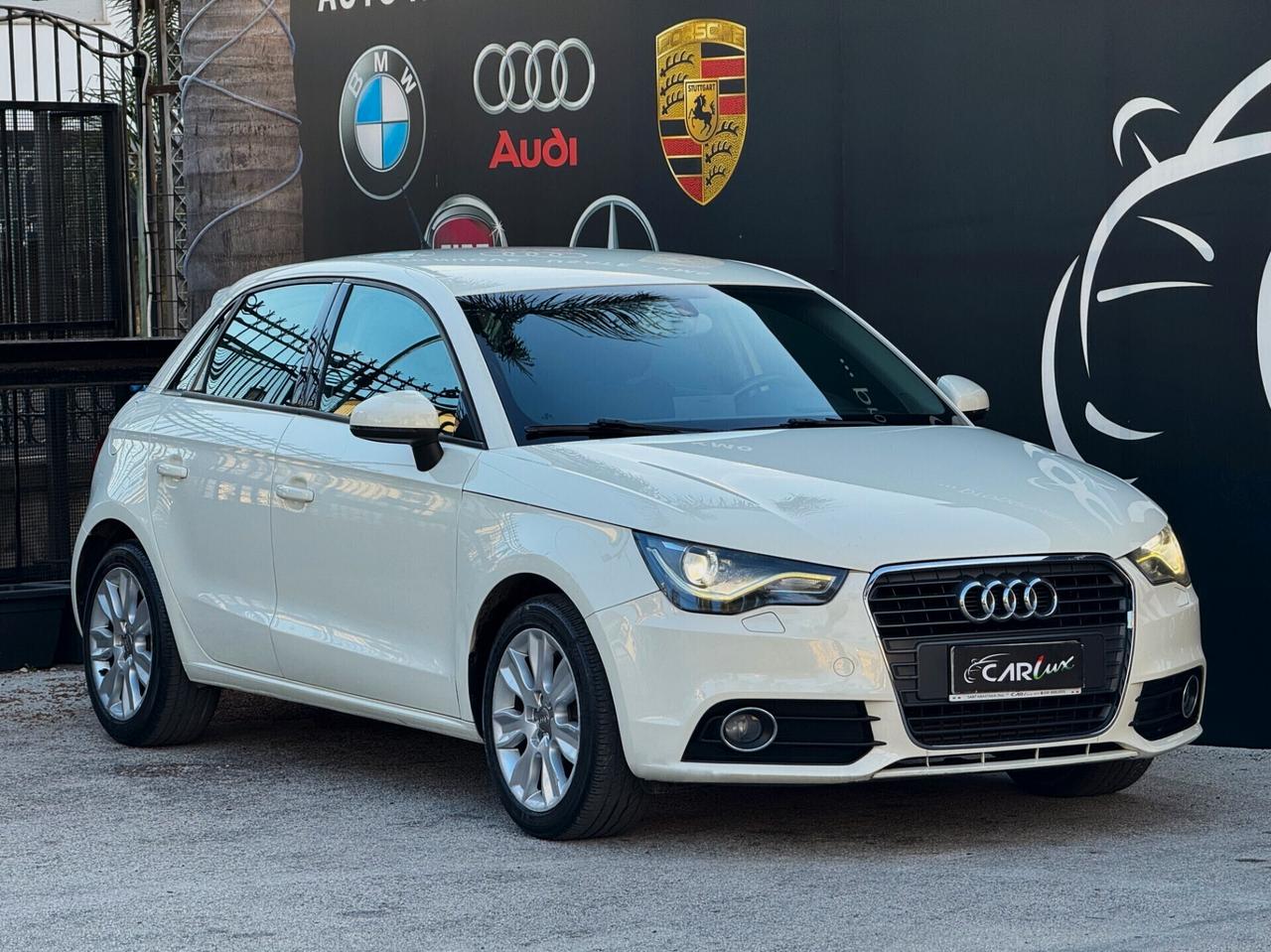 Audi A1 Sportback 1.6 TDI Ambition 105CV NAVI LED