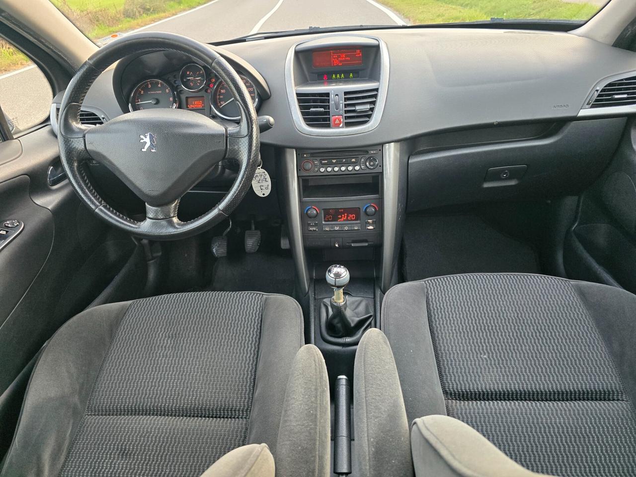 PEUGEOT 207 1.4 "OK PER NEOPATENTATI"
