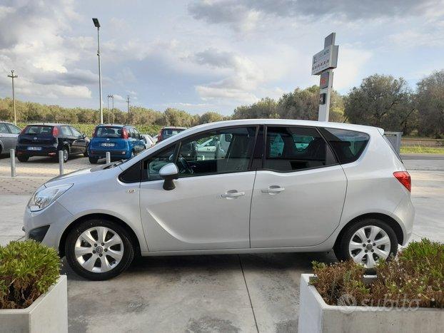OPEL Meriva 1.3 CDTI COSMO
