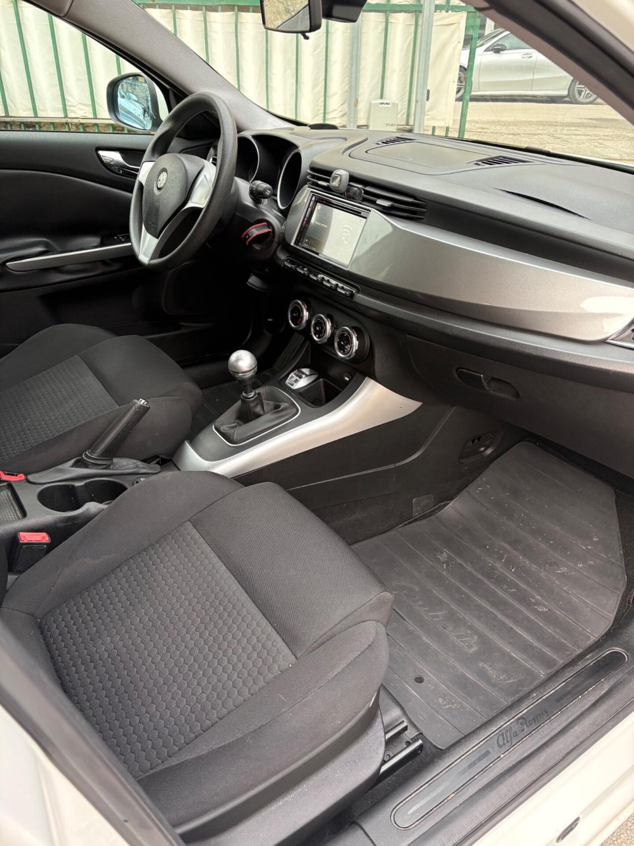 Alfa Romeo Giulietta 1.6 MJT 105cv magnifica