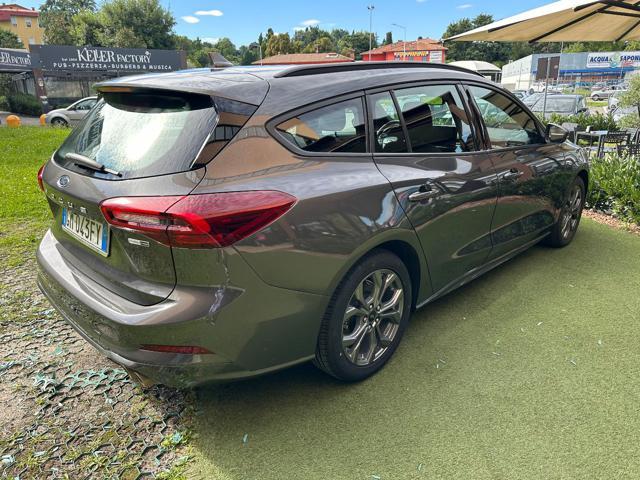 FORD Focus 1.0 EcoBoost Hybrid 125CV AUTO SW ST-Line 44000KM