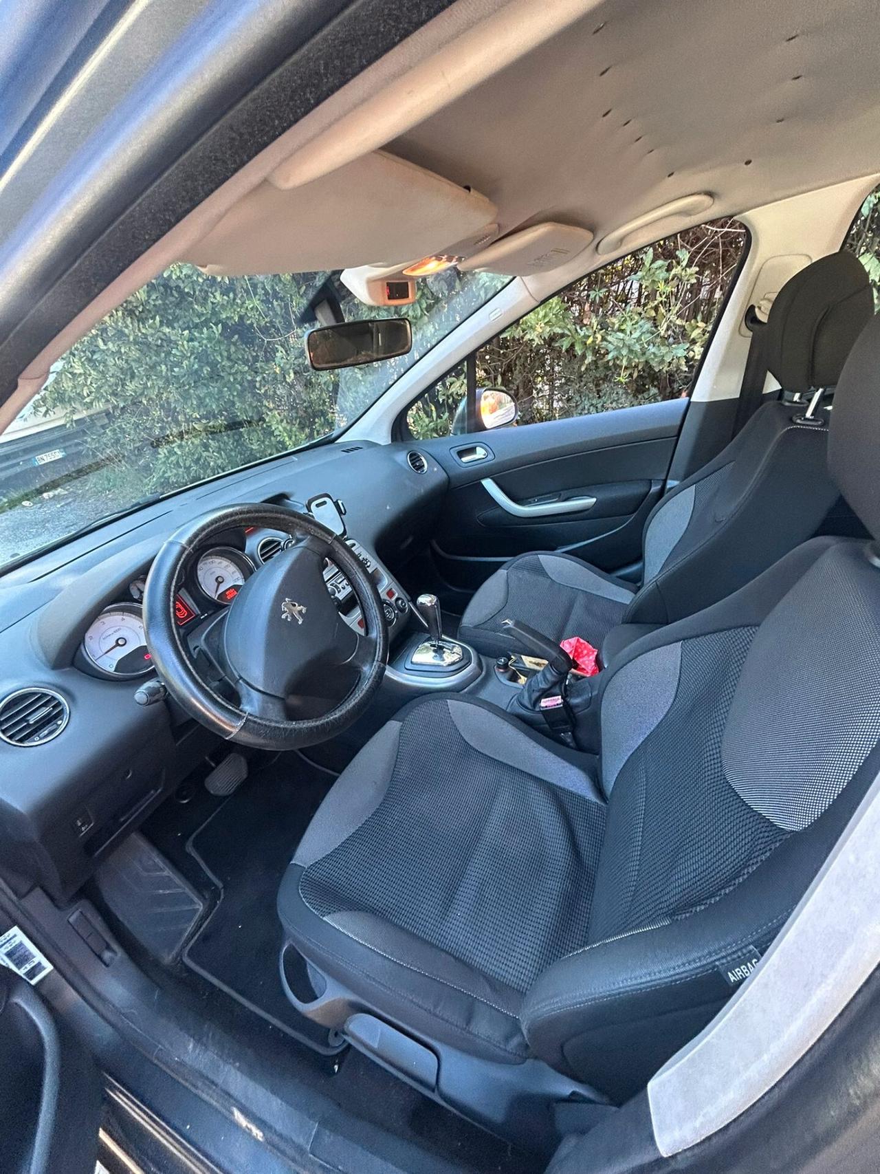 Peugeot 308 1.6 HDi 110CV 5p. Tecno Automatica 6 Marce)