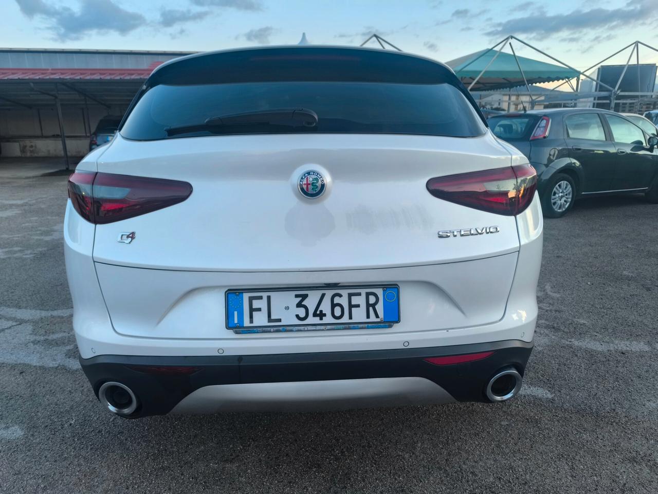 Alfa Romeo Stelvio 2.2 Turbodiesel 210 CV AT8 Q4 Executive