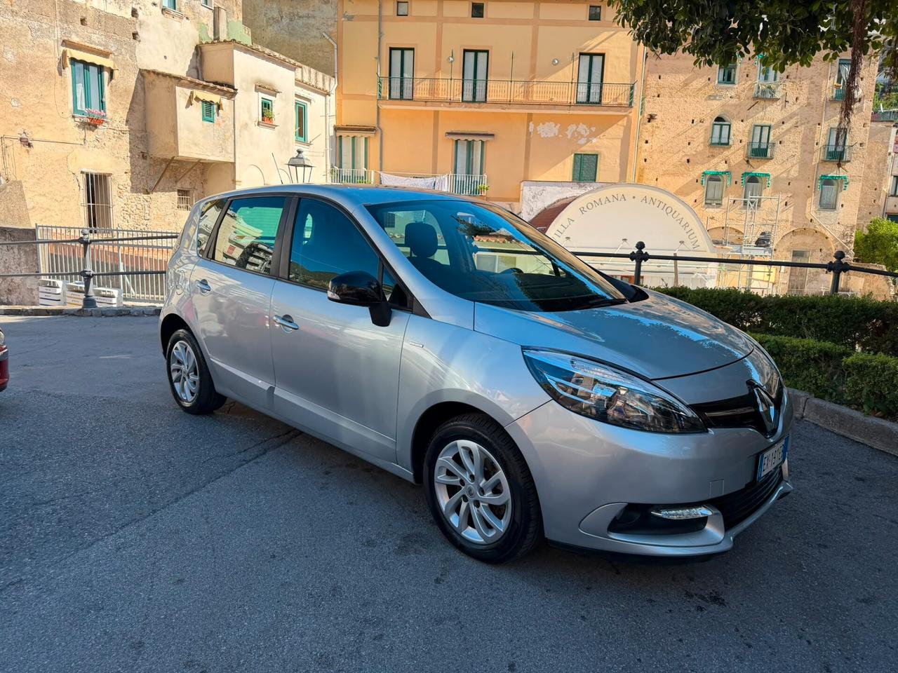 Renault Scenic Scénic XMod 1.5 dCi 95CV Limited