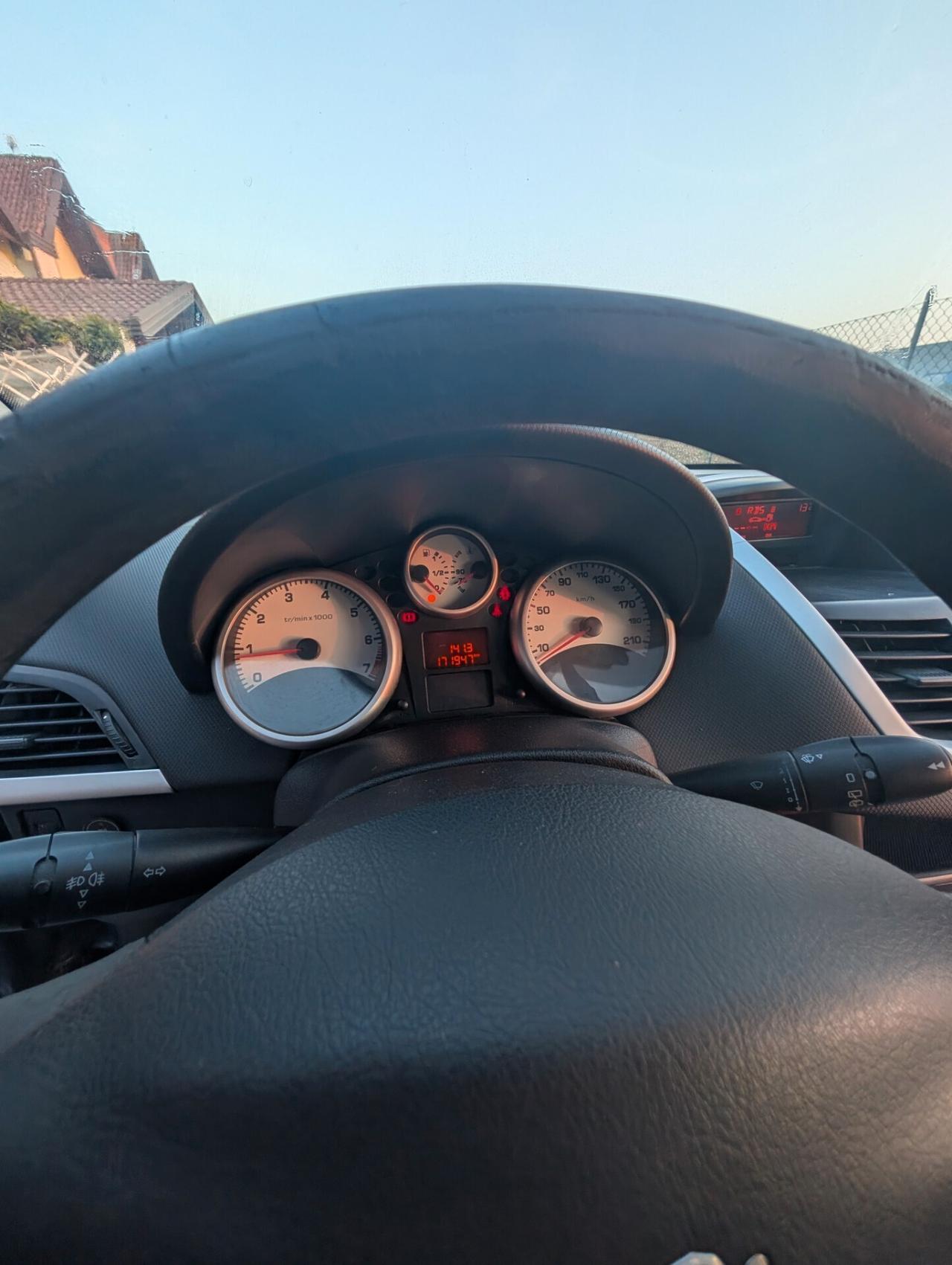 Peugeot 207 1.4 8V 75CV 5p. Energie Sport ECO GPL