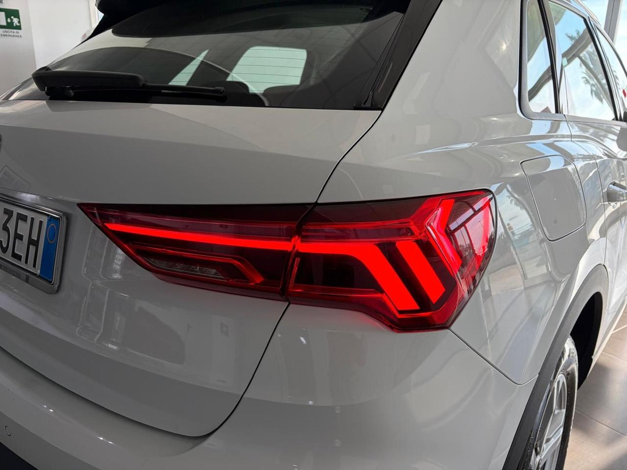 Audi Q3 35 TDI S tronic Business Advanced