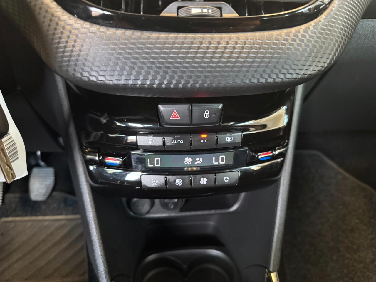Peugeot 2008 BlueHDi 120 S&S Allure