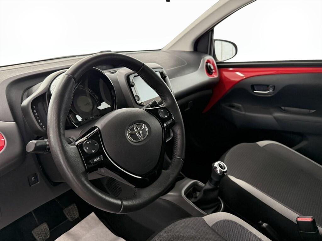 Toyota Aygo 5 Porte 1.0 VVT-i x-play