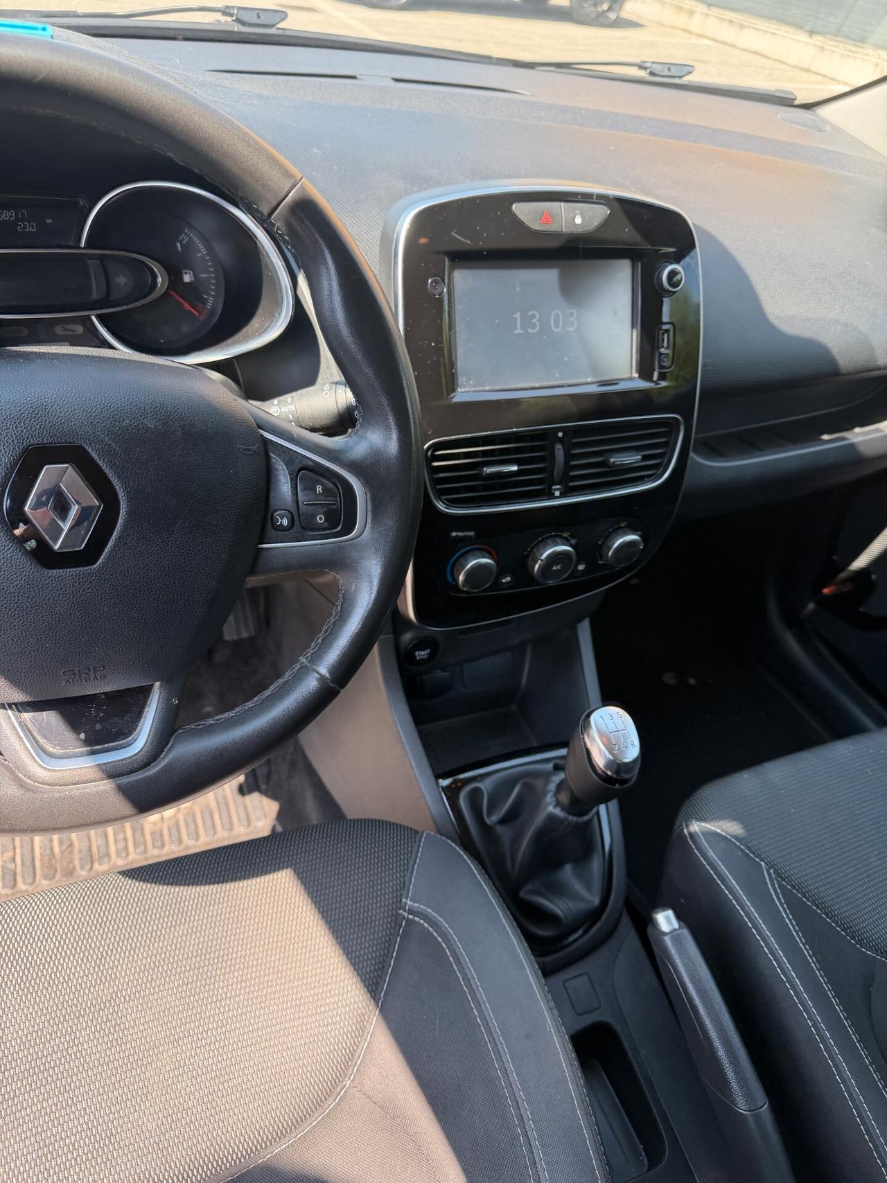 Renault Clio 1.5 dci - NEOPATENTATI - 12 MESI DI GARANZIA -