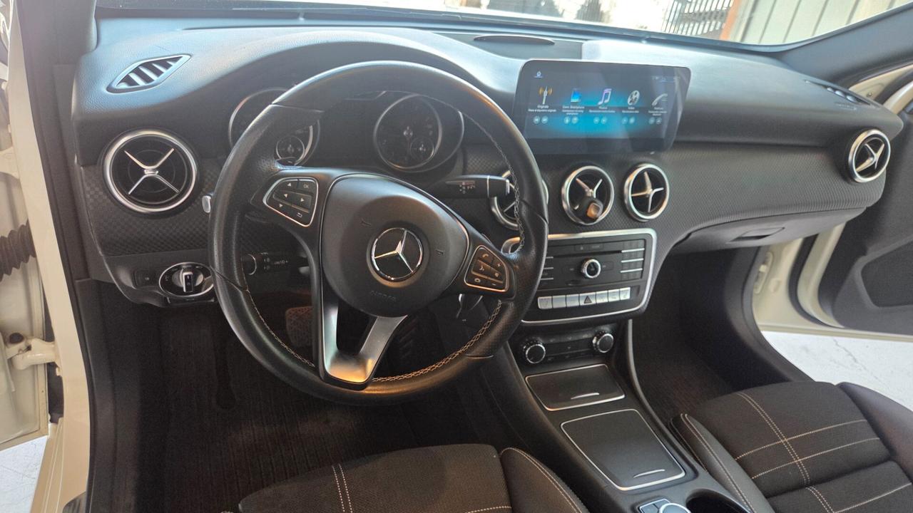 Mercedes-benz A 200 aut. Executive UNICO PROPRIETARIO
