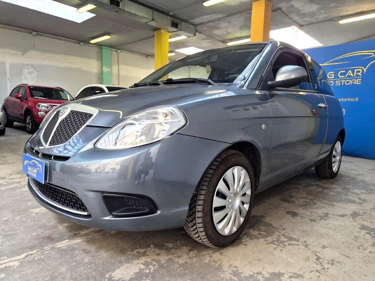 Lancia Ypsilon 1.2 Argento