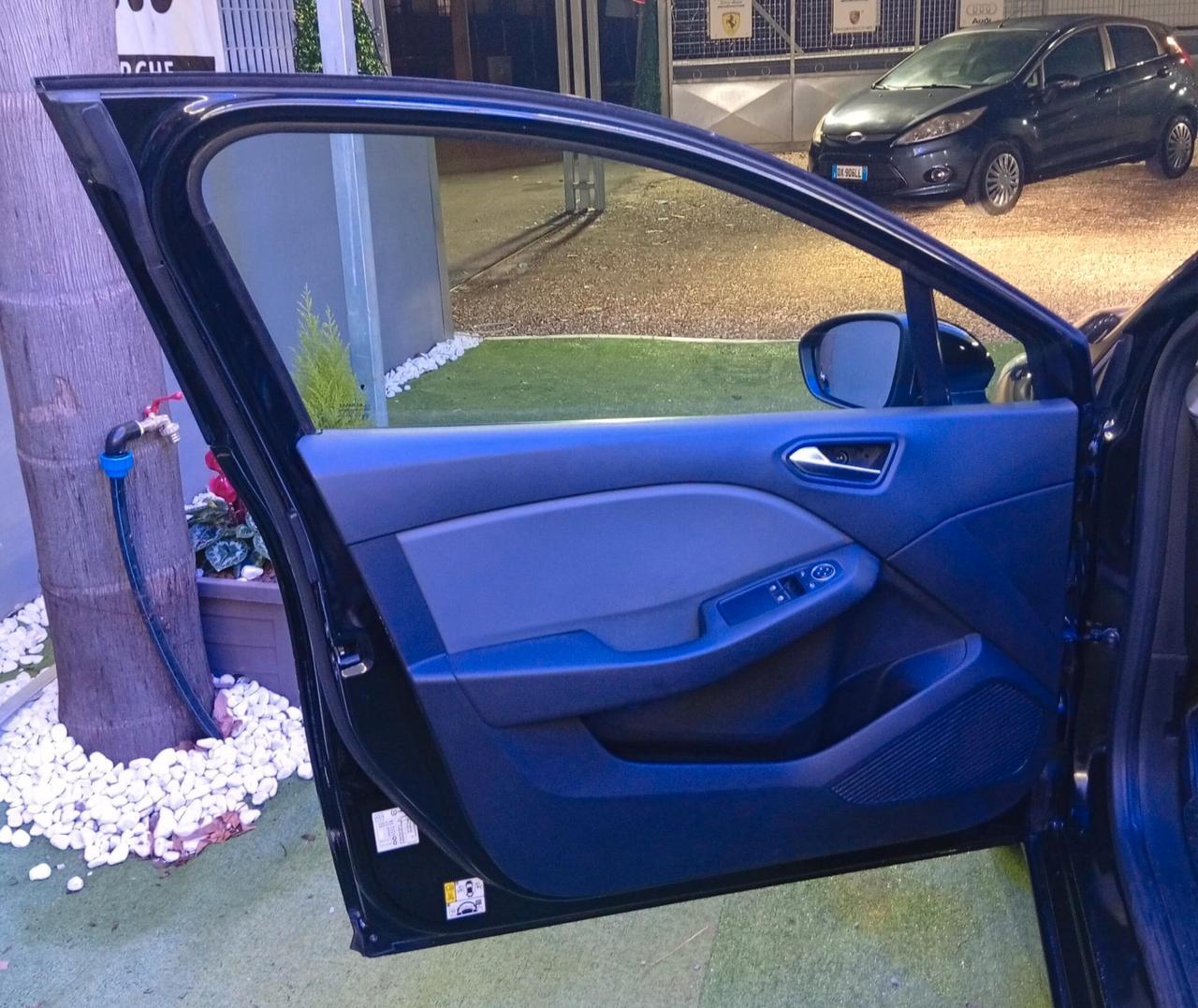 Renault Clio TCe 100 CV 5 porte Intens