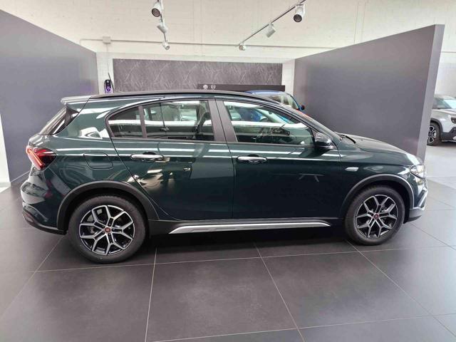 FIAT Tipo 1.5 Hybrid DCT 5 porte Cross