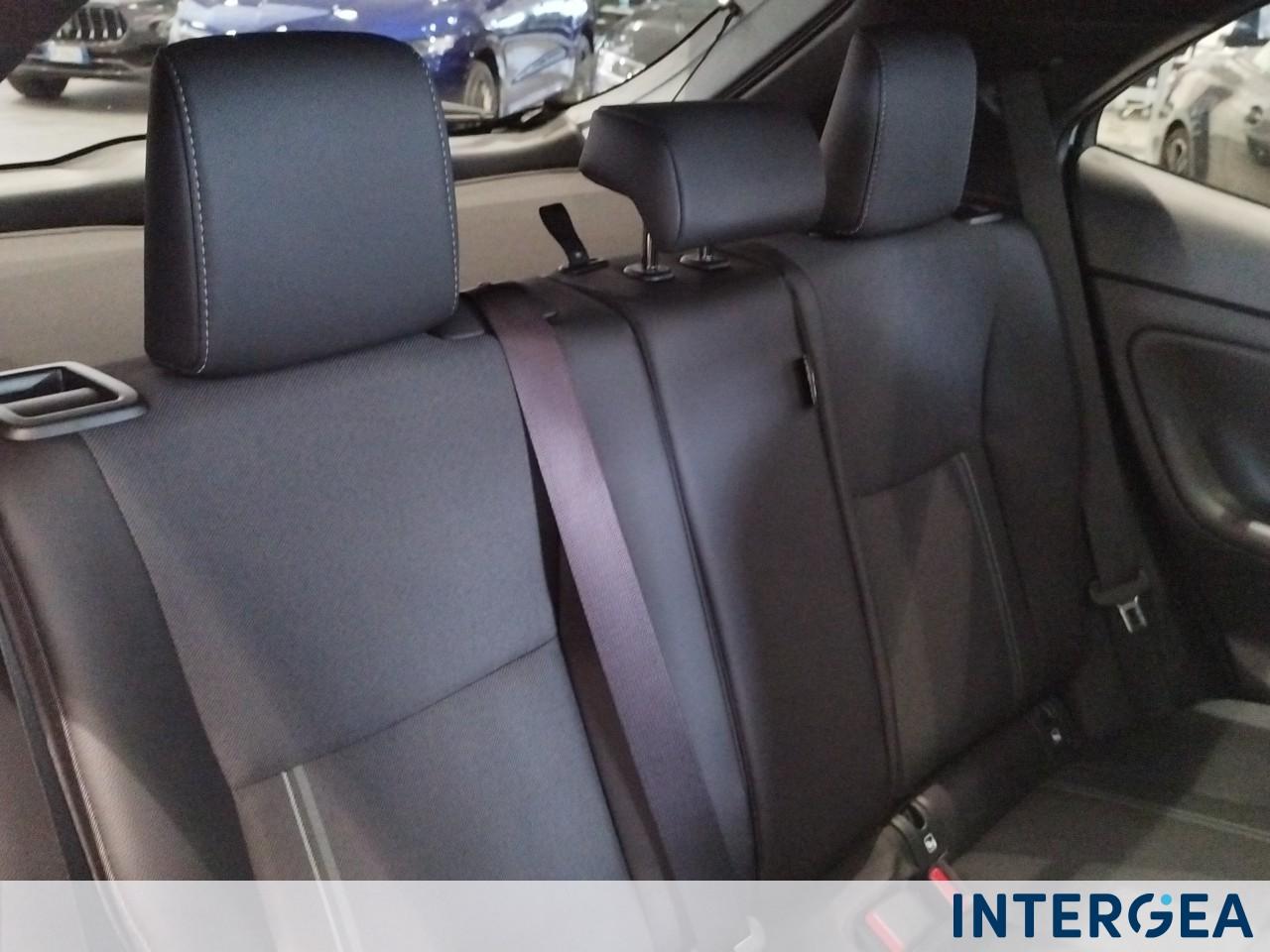 TOYOTA Yaris Cross 1.5h Lounge fwd 130cv e-cvt