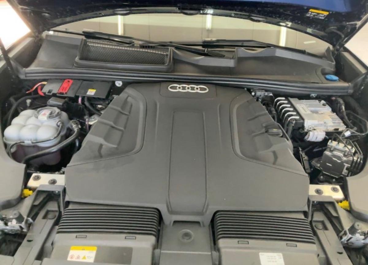 AUDI - Q8 - 50 TDI 286 CV quattro tiptronic Sport