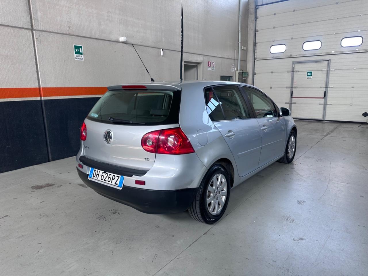 Volkswagen Golf 1.6 5p. Comfortline