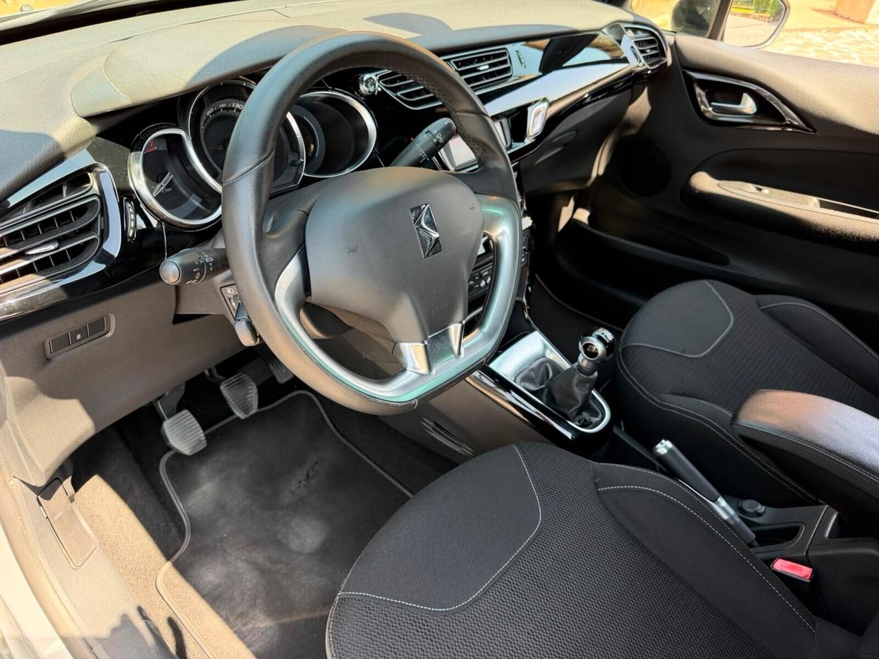 DS3 3 PureTech 82 Chic neopatentati