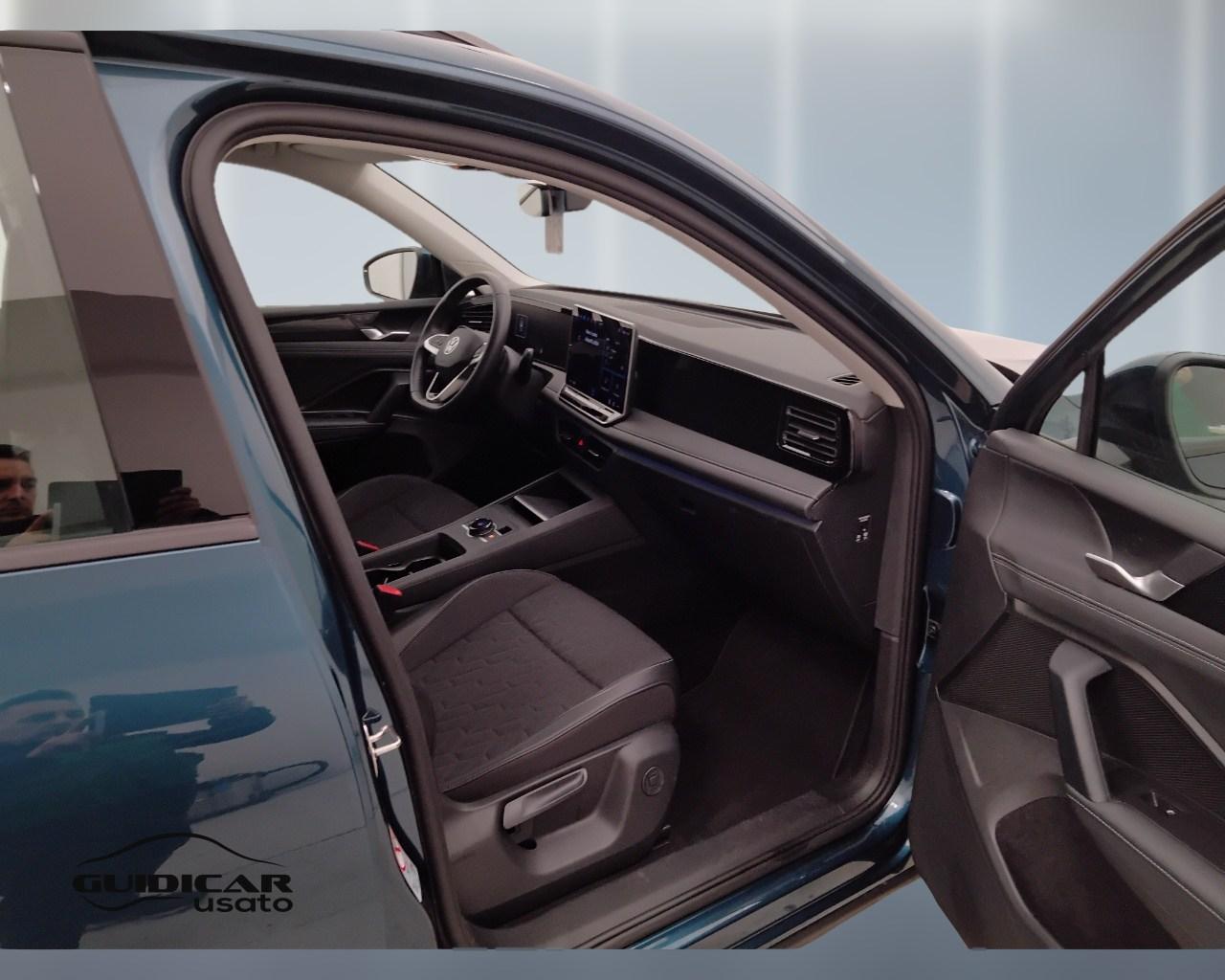 VOLKSWAGEN Tiguan III 2024 - Tiguan 2.0 tdi Life 150cv dsg