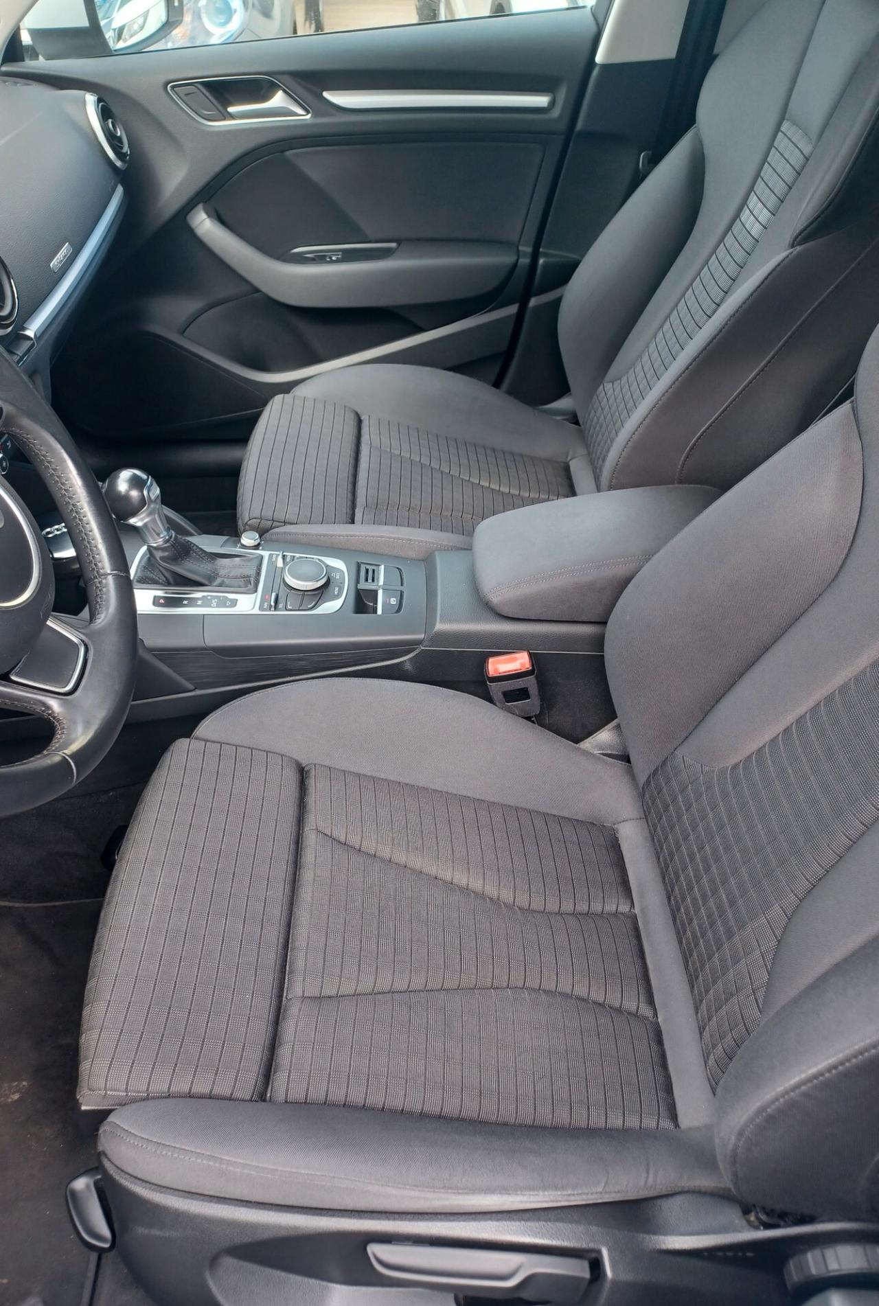 Audi A3 SPB 1.4 TFSI S tronic g-tron Ambition