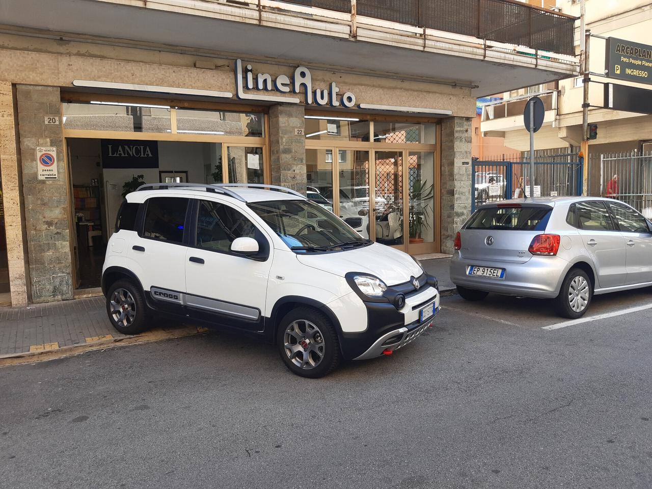 Fiat Panda Cross 1.0 FireFly S&S Hybrid SOLO 17.000 Km.