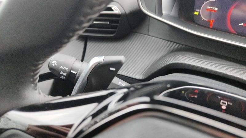 Peugeot 2008 2008 PureTech 130 S&S EAT8 Allure Pack