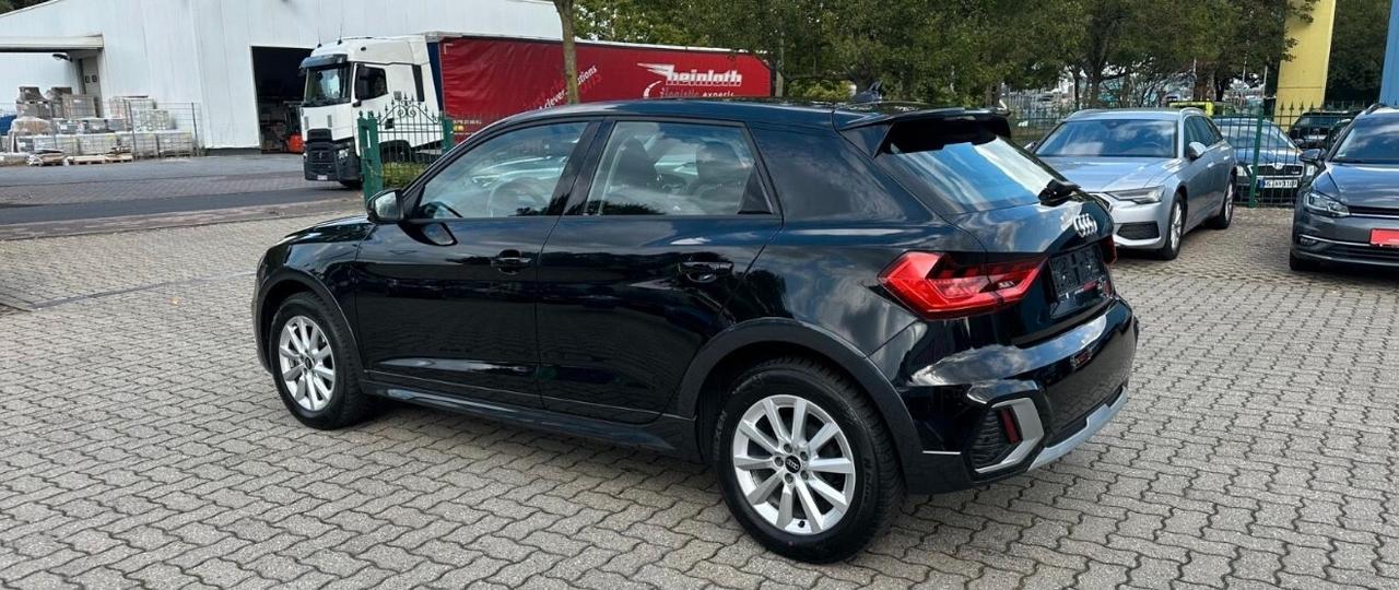 Audi A1 allstreet Citycarver 30 TFSI Admired S TRONIC