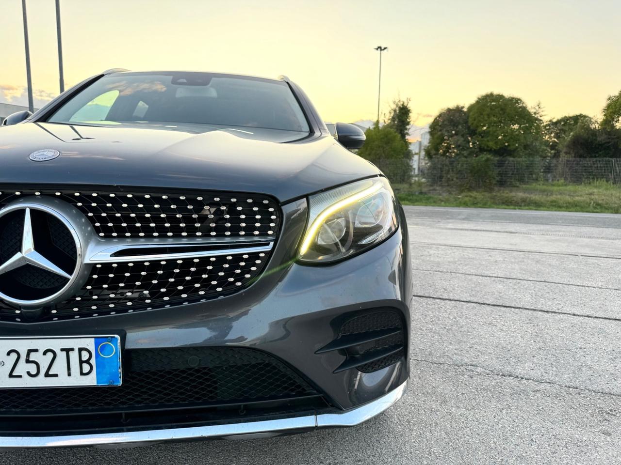 MERCEDES GLC 250d Premium AMG - Tetto Pelle Led 20