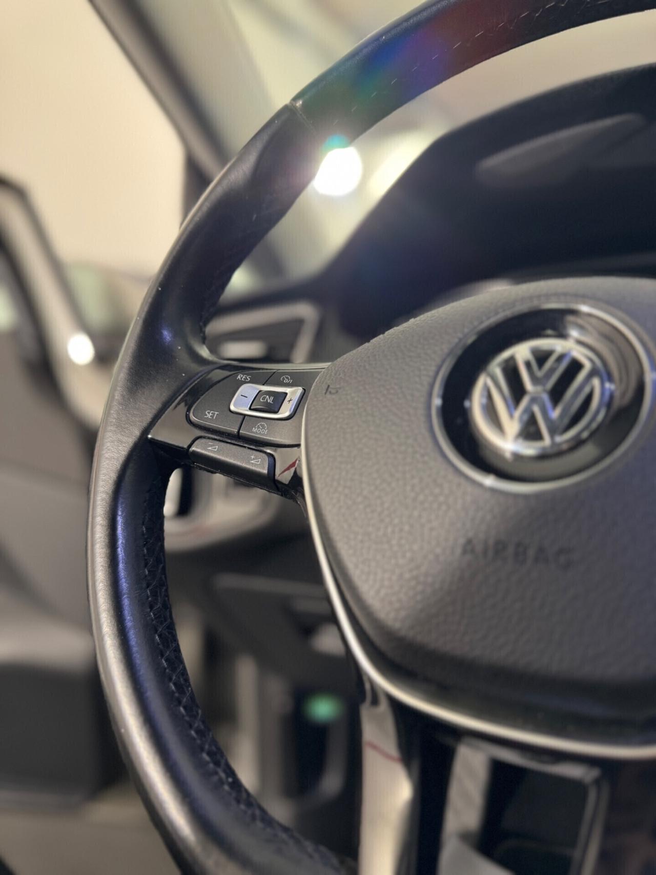 Volkswagen Golf 2.0 TDI DSG 5p. Highline BlueMotion Technology CINGHIA NUOVA