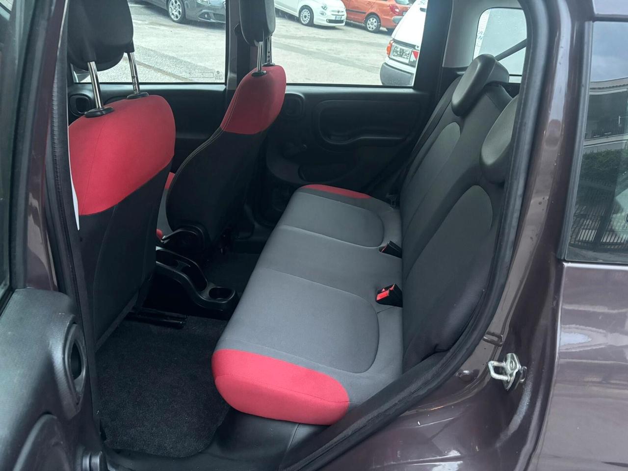 Fiat Panda 0.9 TwinAir Turbo Natural Power Lounge