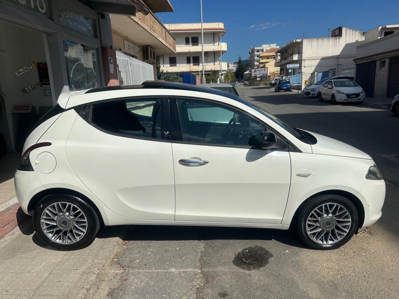 Lancia Ypsilon 1.3 MJT 16V 95 CV 5 porte S&S Platinum