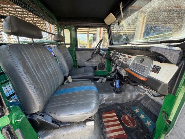 TOYOTA Land Cruiser BJ40