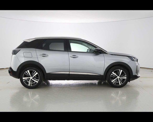 PEUGEOT 3008 BlueHDi 130 S&S Allure