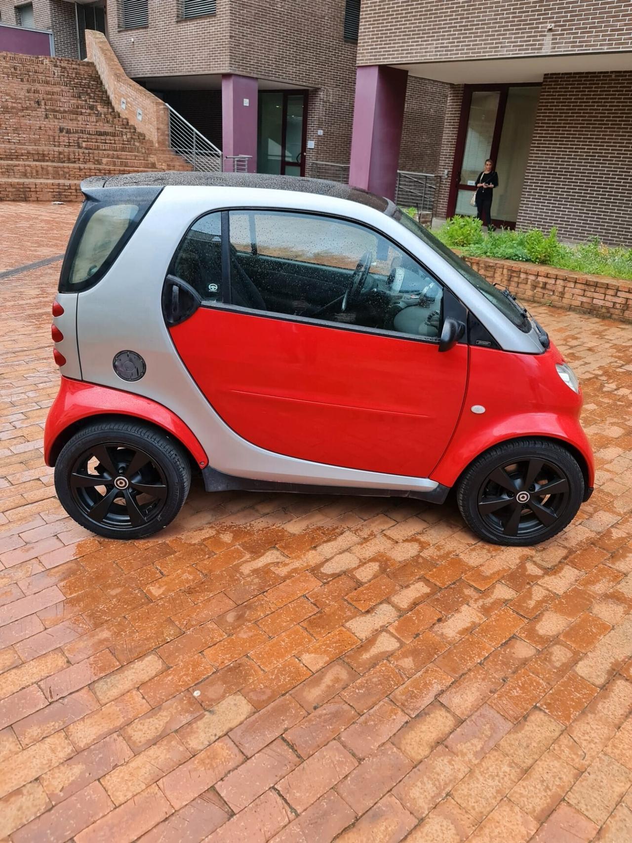 Smart ForTwo 700 coupé passion (45 kW)