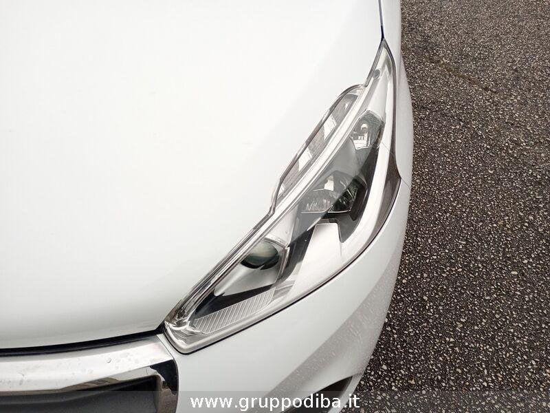 Peugeot 208 I 2015 Benzina 5p 1.2 puretech Allure s&s 82cv my18